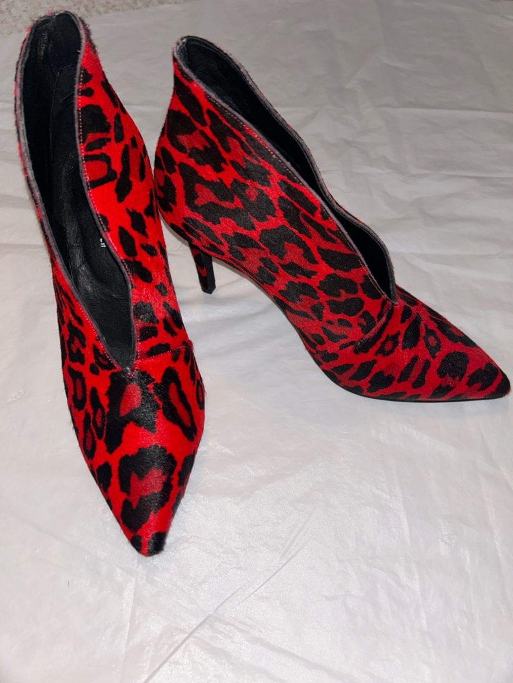 NWOB *Store Display* Jeffrey Campbell Electron-F Genuine Calf Hair Bootie Pump - Picture 2 of 7